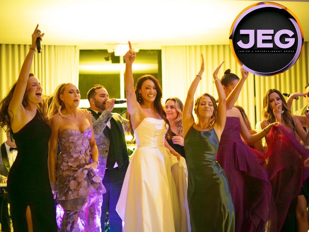 The Junior's Entertainment Effect